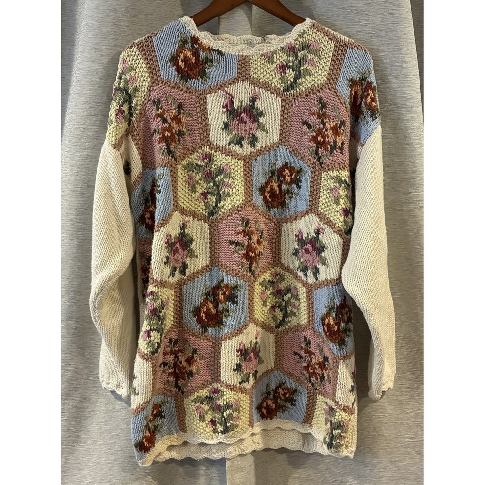 Vintage Jennifer & Company Knit Floral Sweater‎ Granny core Size Small